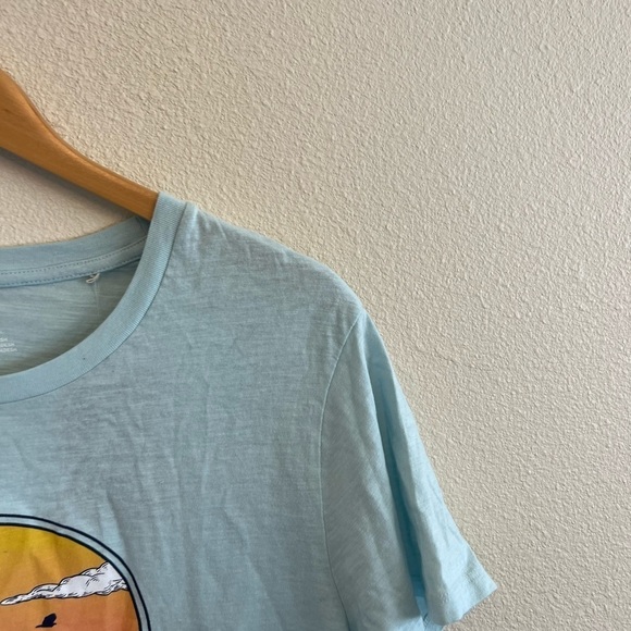 NWT Levi's Death Valley Cropped Short Sleeve Tee - Picture 9 of 11